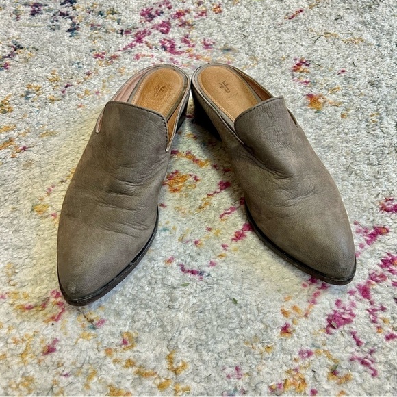 Frye Ray Mules in Gray sz 7.5 - Picture 2 of 9